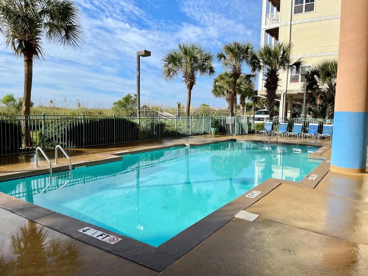 Oceanview Condo With Pool, Hot Tub, Balcony, Right On The Beach Myrtle Beach Exteriér fotografie